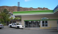 /album/oahu/a120626-2122-policienapumpez-jpg/